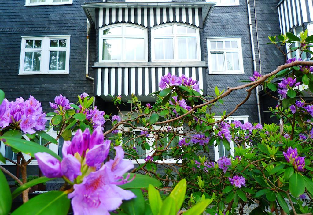 Hotel Schieferhof - Glaslust Neuhaus am Rennweg Ngoại thất bức ảnh