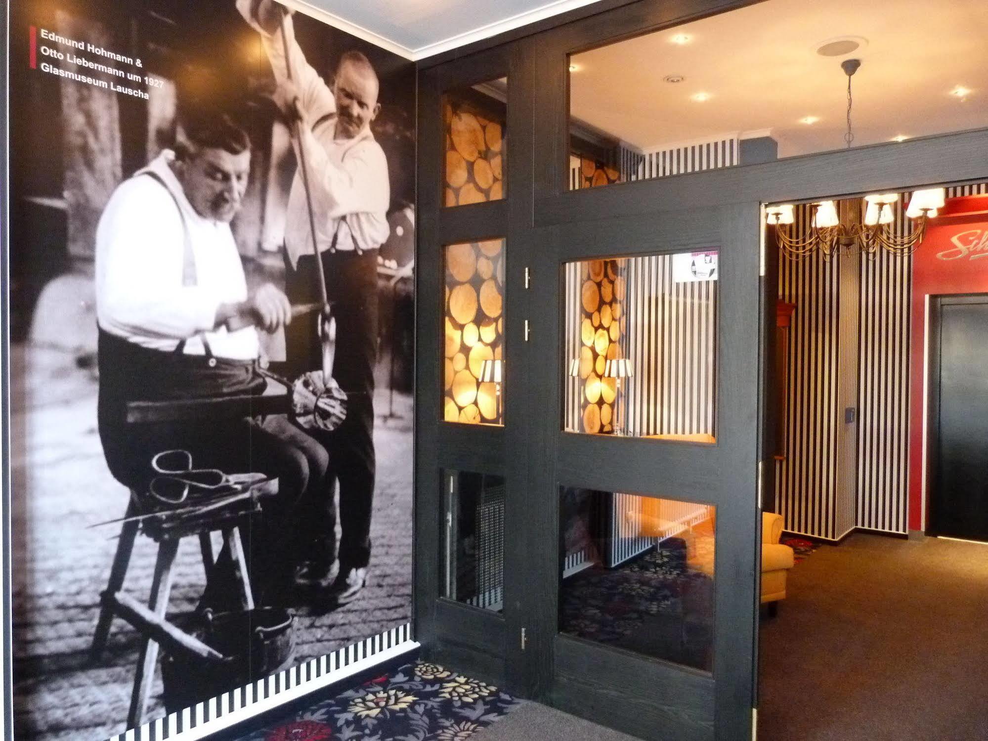 Hotel Schieferhof - Glaslust Neuhaus am Rennweg Ngoại thất bức ảnh